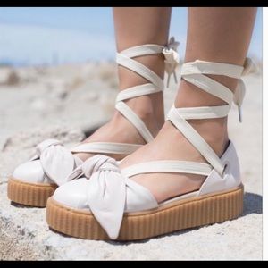 PUMA Fenty Rihanna Nude Leather Bow Shoes Sz 7